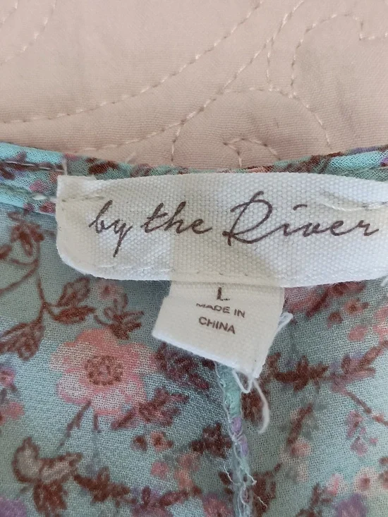 By The River Light Green Floral Puff-Sleeve Maxi Dress - Picture 8 of 11